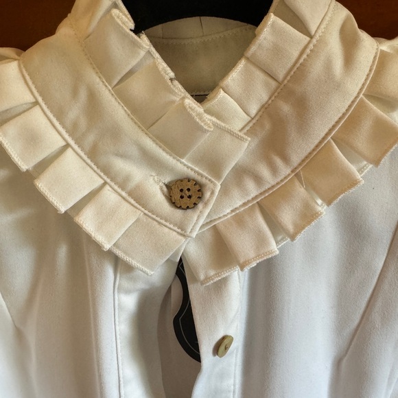 Goth steampunk ruffled white shirt. - Picture 2 of 6